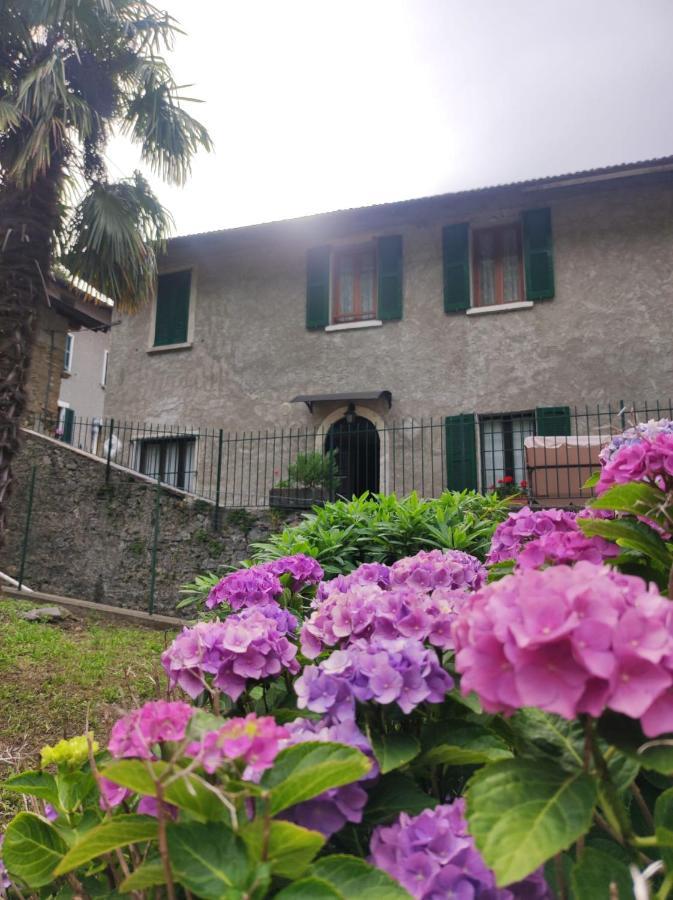 Villa Casa Angela à Perledo Extérieur photo
