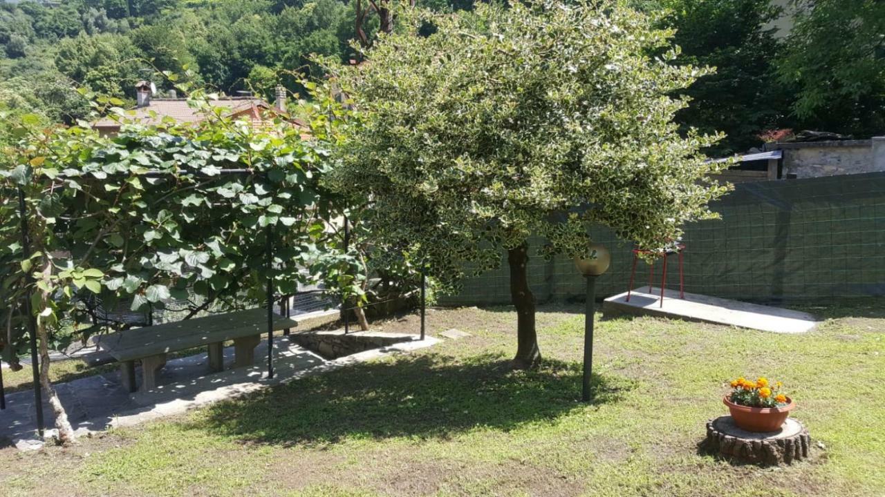 Villa Casa Angela à Perledo Extérieur photo