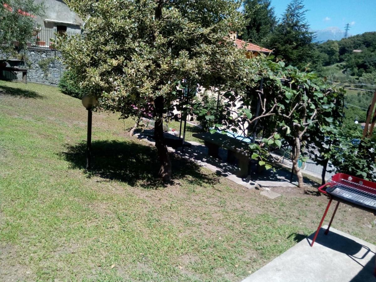 Villa Casa Angela à Perledo Extérieur photo